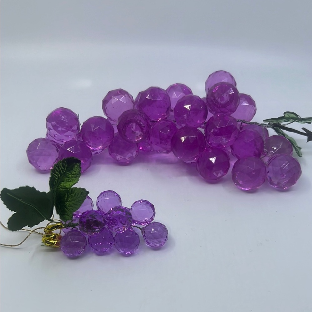 Purple Cluster Lucite Grapes Small and Large